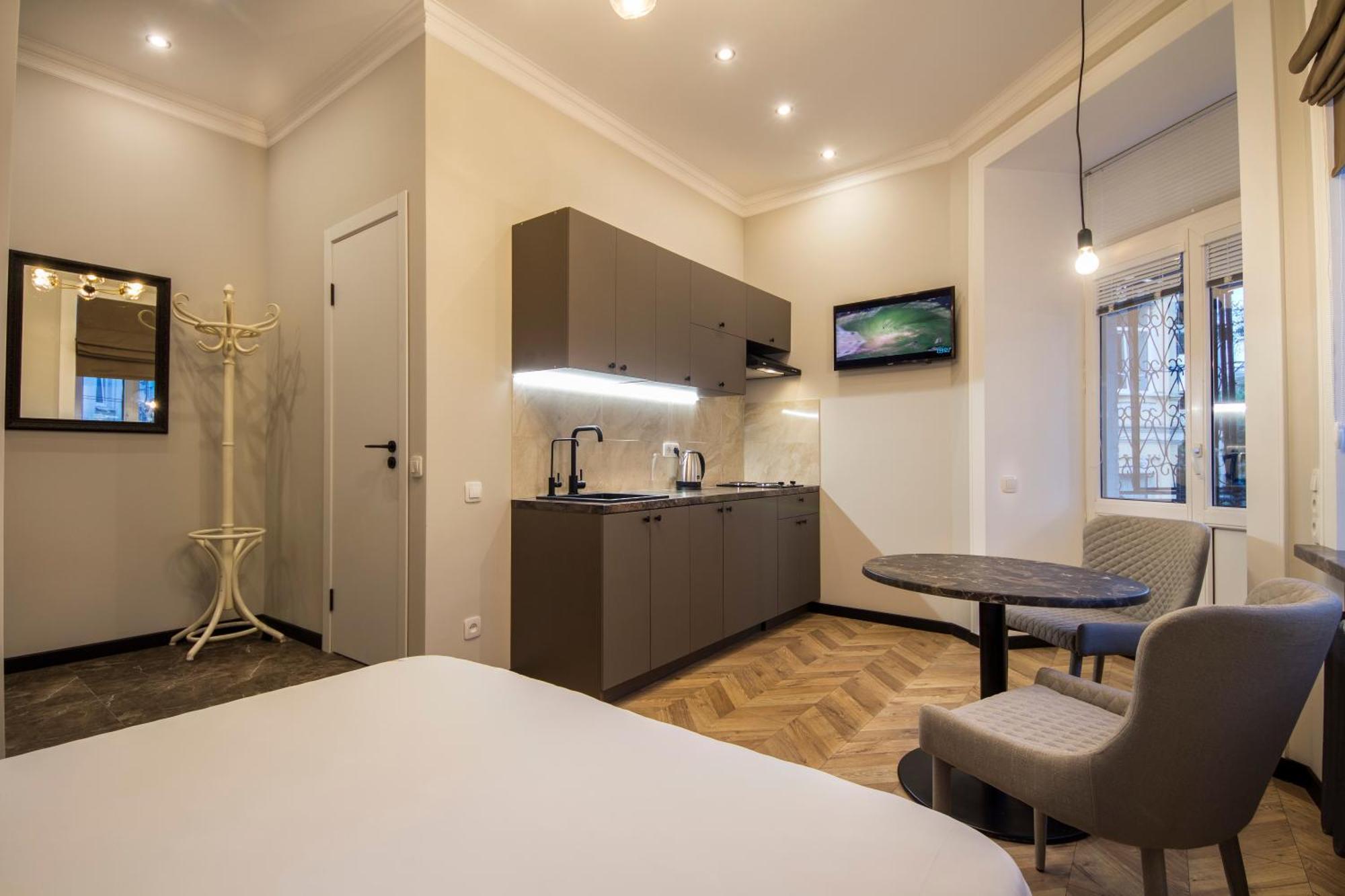 Self Check-In Apartments Maidan Area Kiev Buitenkant foto