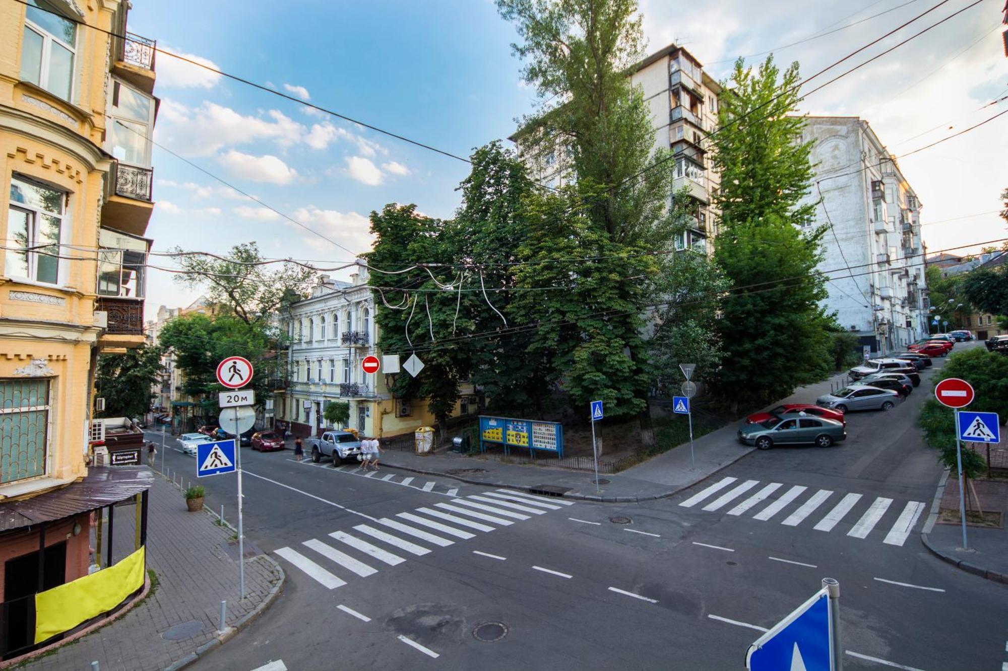 Self Check-In Apartments Maidan Area Kiev Buitenkant foto
