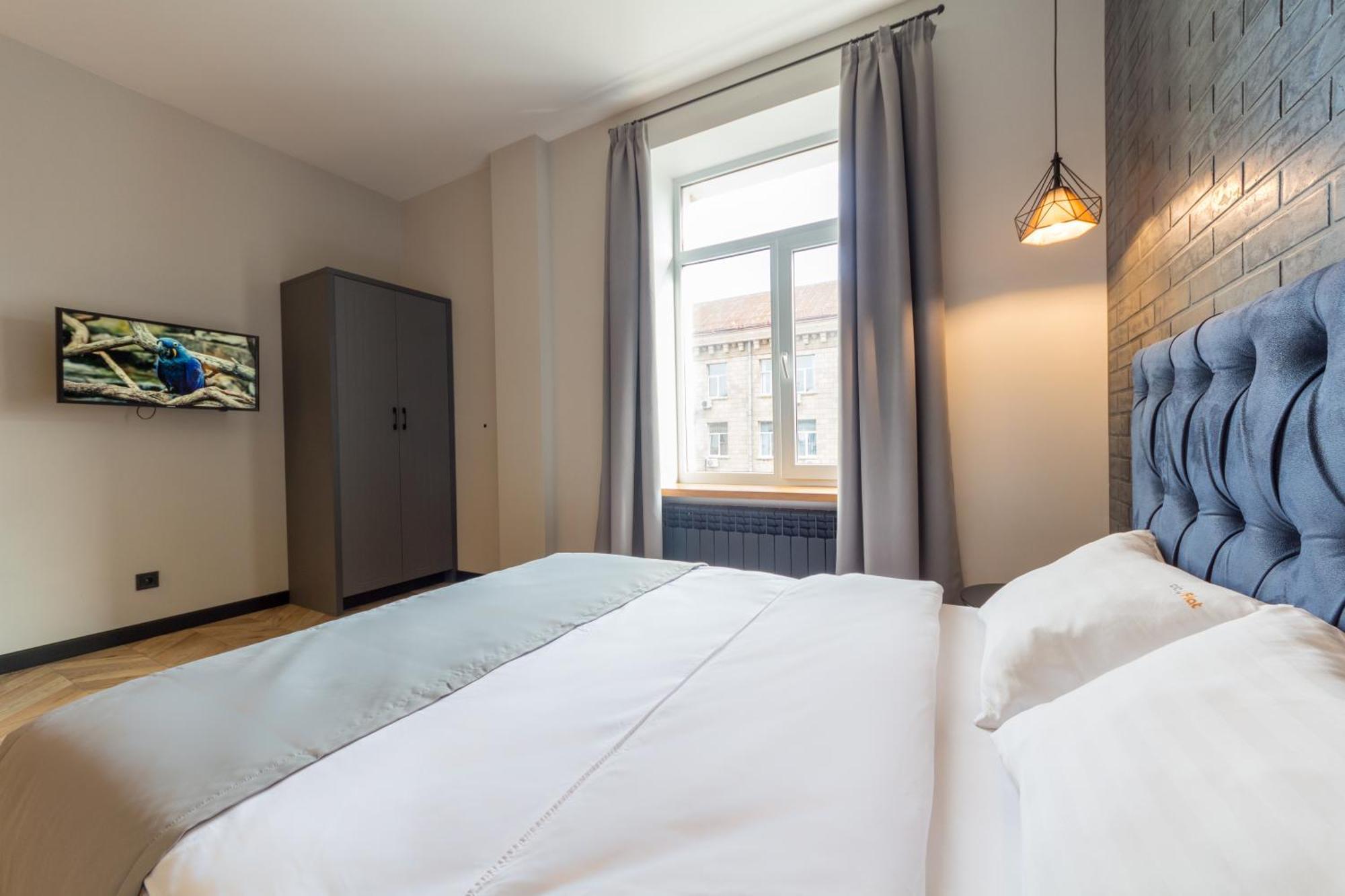 Self Check-In Apartments Maidan Area Kiev Buitenkant foto