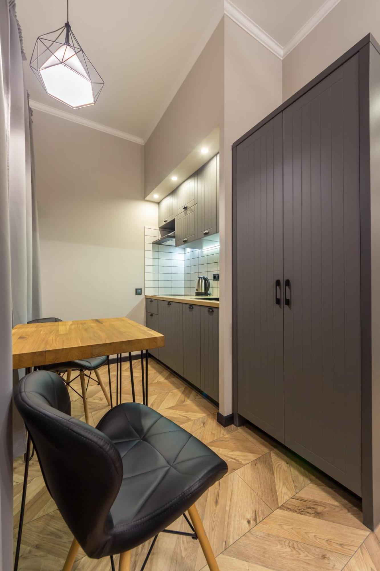 Self Check-In Apartments Maidan Area Kiev Buitenkant foto