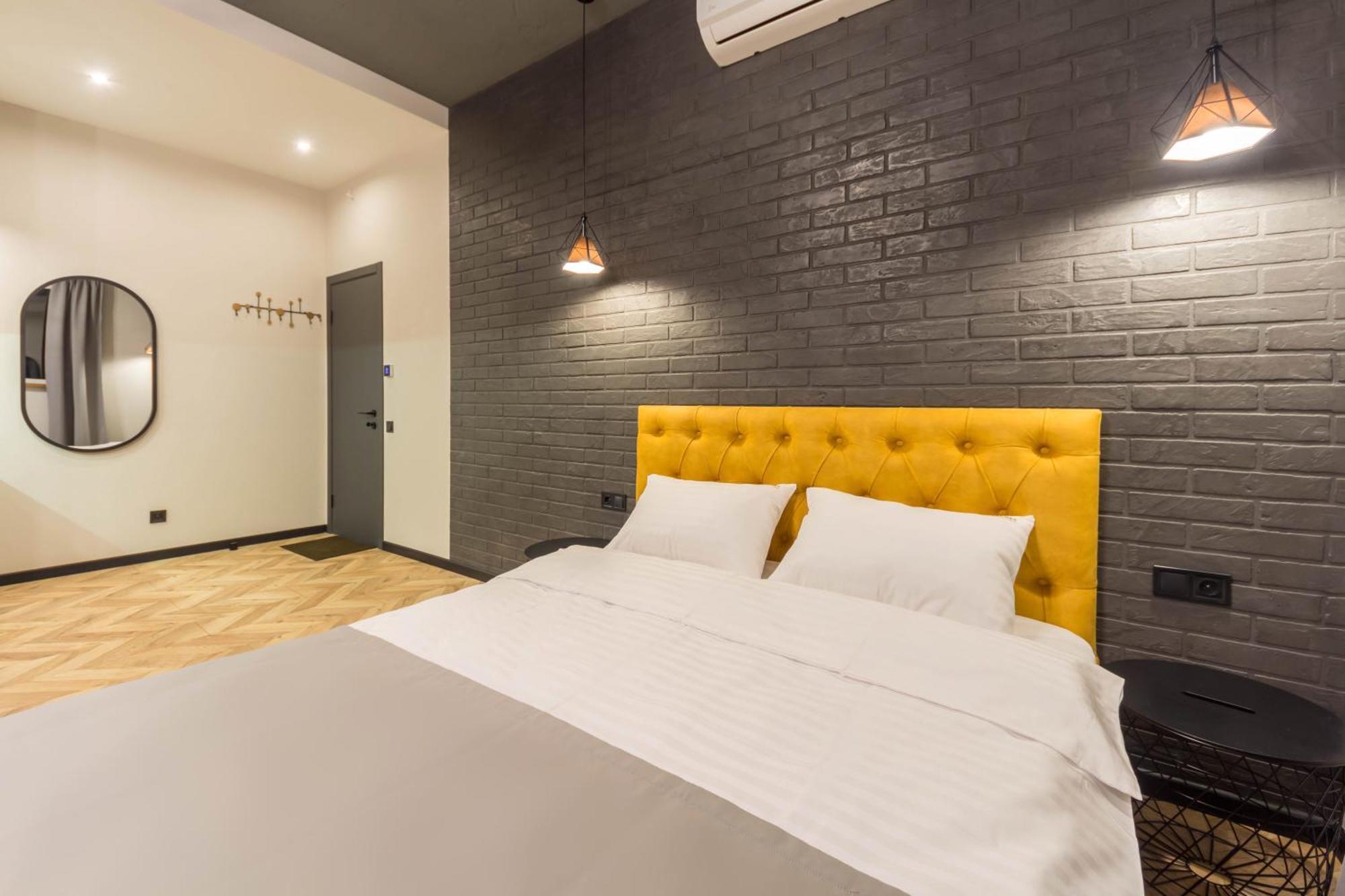 Self Check-In Apartments Maidan Area Kiev Buitenkant foto