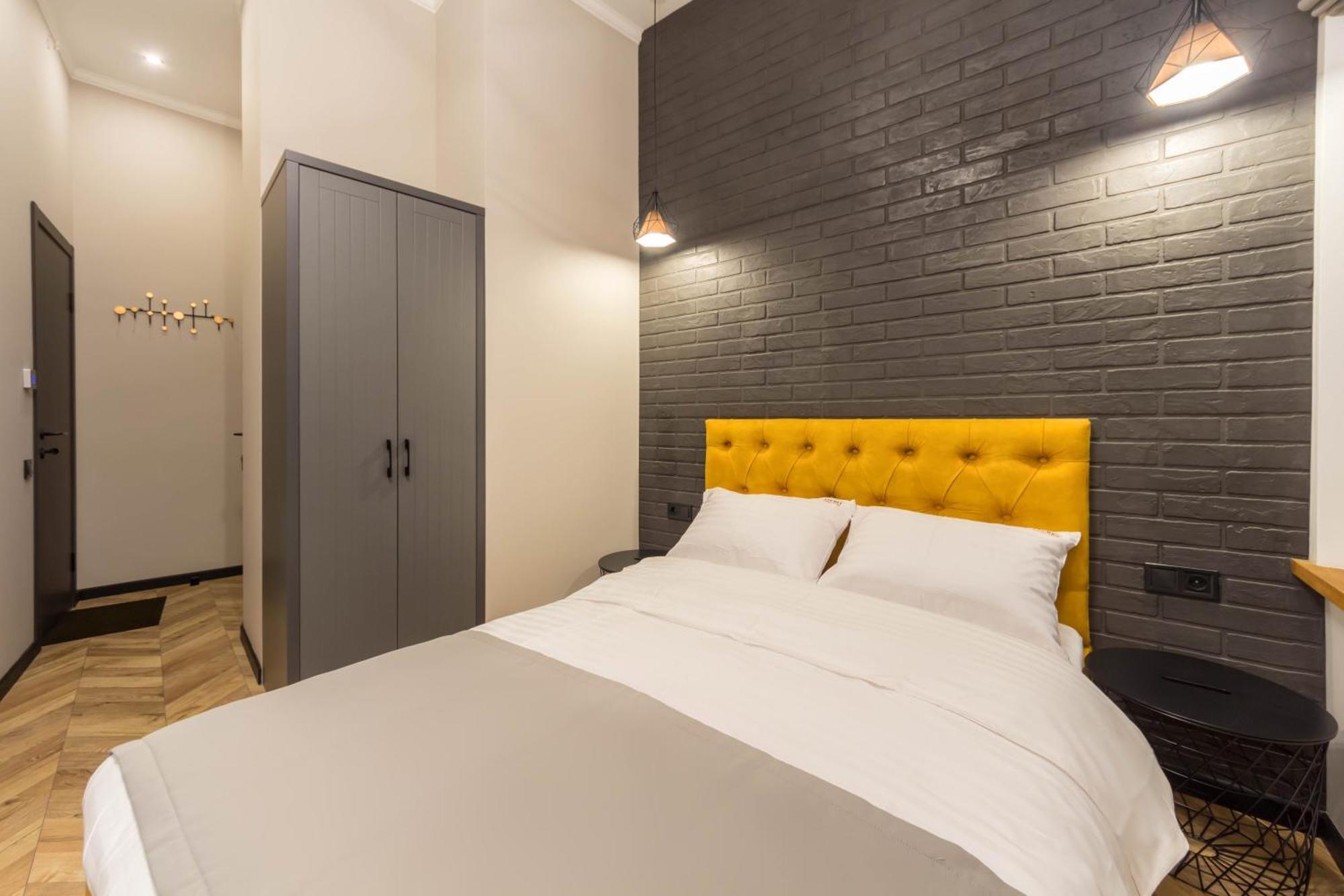 Self Check-In Apartments Maidan Area Kiev Buitenkant foto
