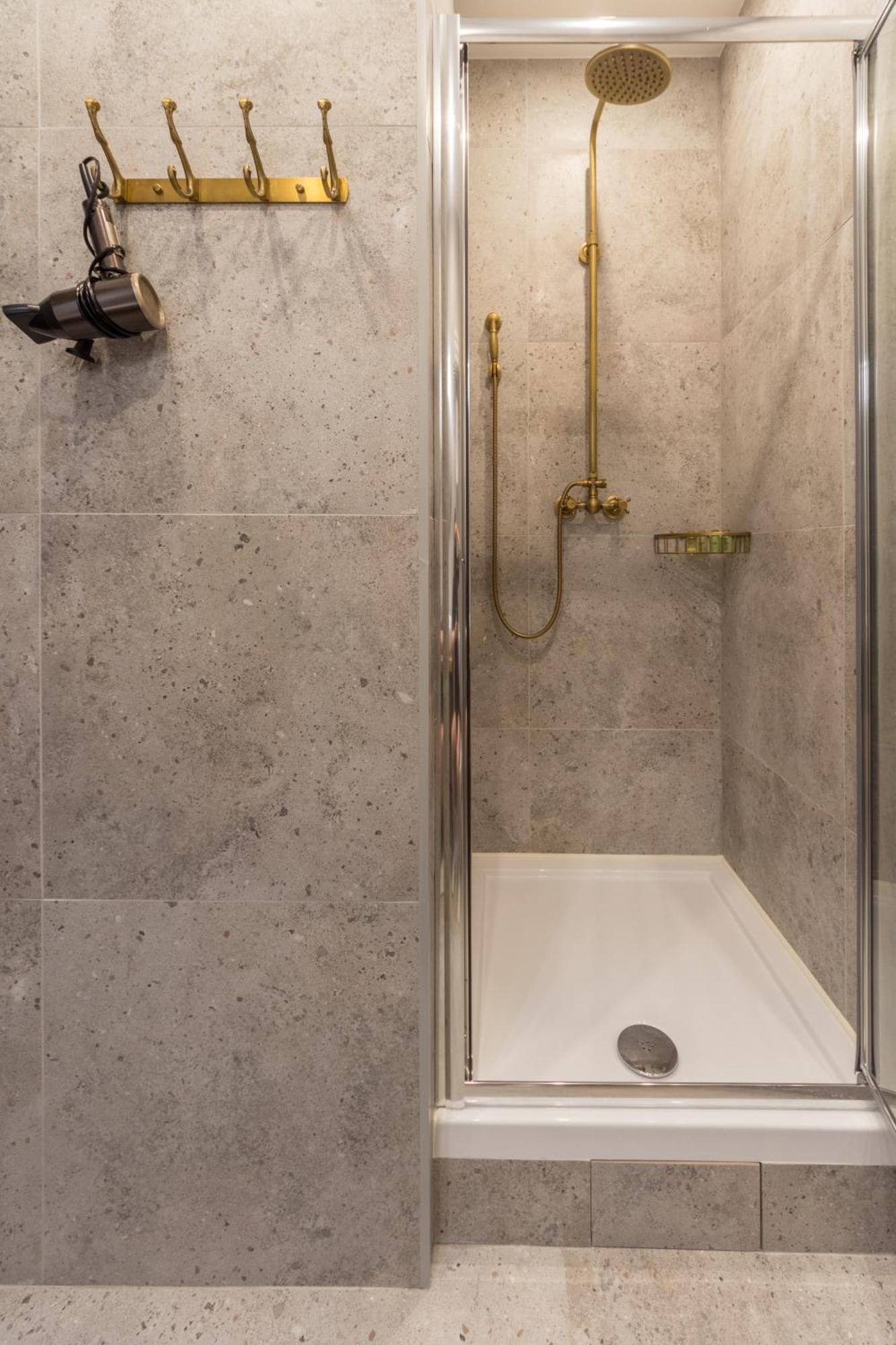 Self Check-In Apartments Maidan Area Kiev Buitenkant foto
