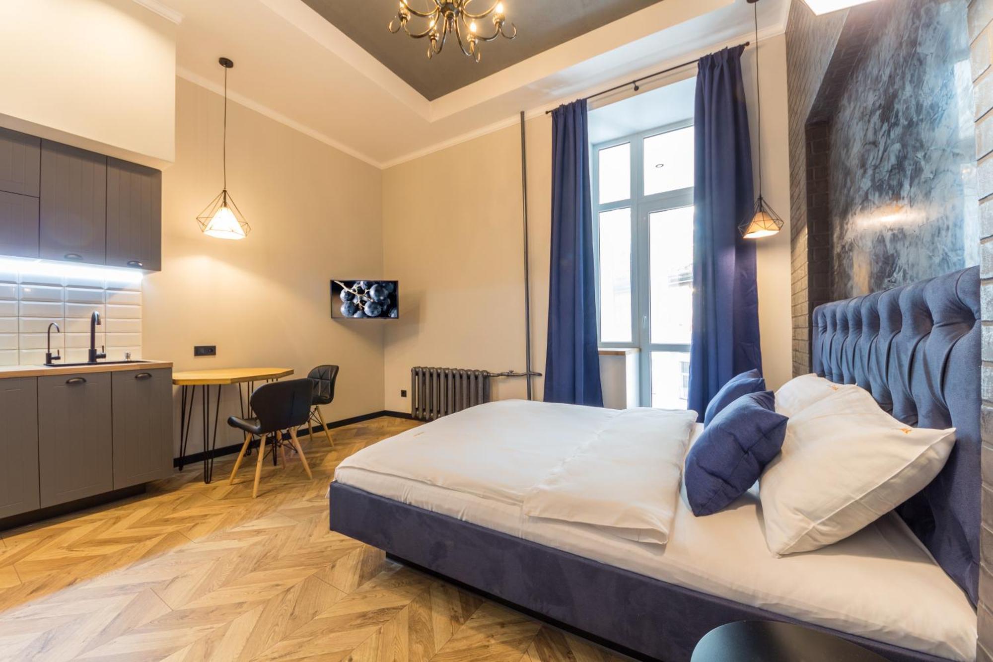 Self Check-In Apartments Maidan Area Kiev Buitenkant foto